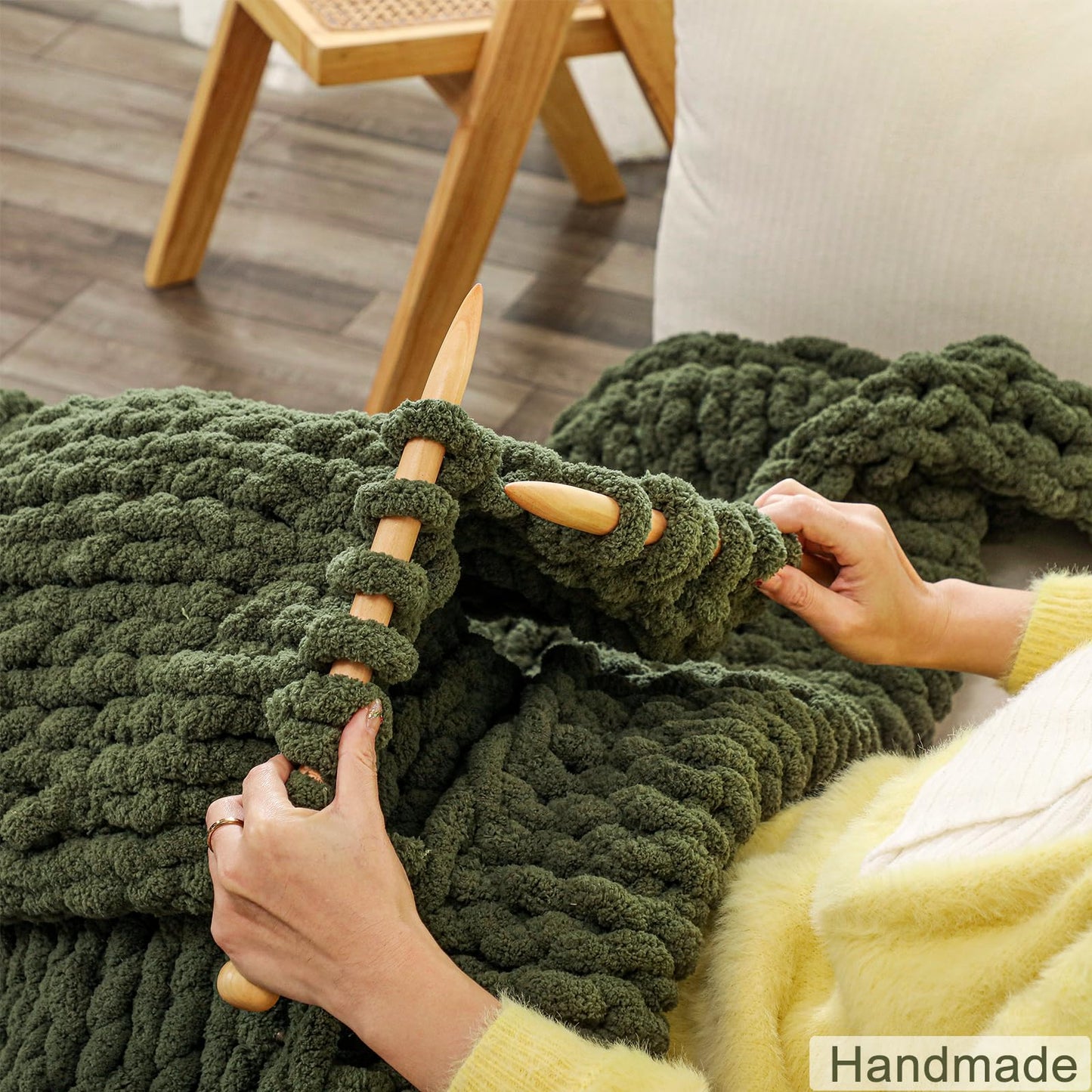 WESHIONGOO Chunky Knit Blanket Throw 51"×63" Knitted Throw Blankets for Couch Bed Fluffy Soft Blanket with Jumbo Chenille Yarn Thick 100% Handmade (Olive Green)