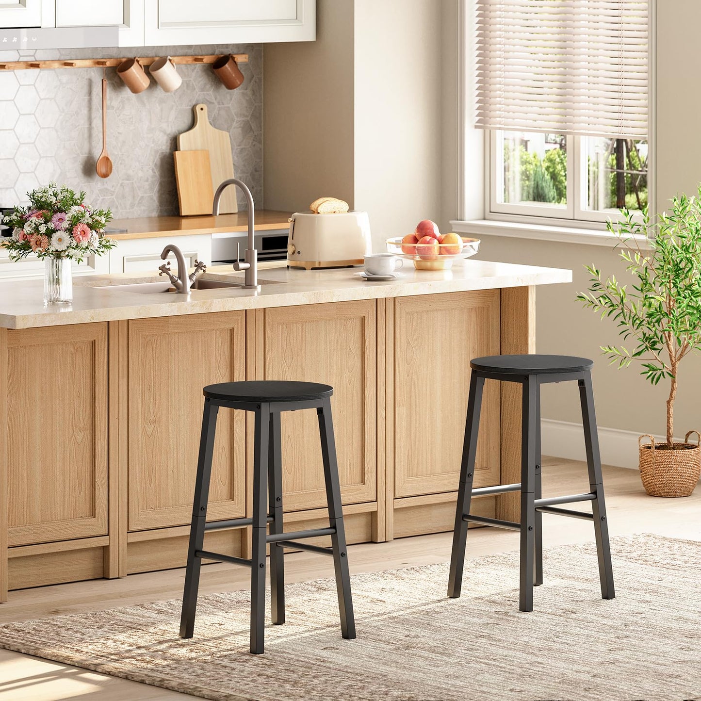 HOOBRO Bar Stools, Bar stools Set of 2,Counter Height Bar Stools, 24.8" Barstools for Kitchen Island, Industrial Kitchen Bar Chairs, for Dining Room, Bar, Black BB07BY01G1N2