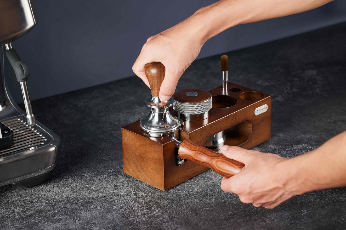 Teyearlife 54mm distributor called Adjustable Depth espresso leveler Compatible with Breville Machine Accessories The coffee leveler Made of Stainless Steel and Walnut wood