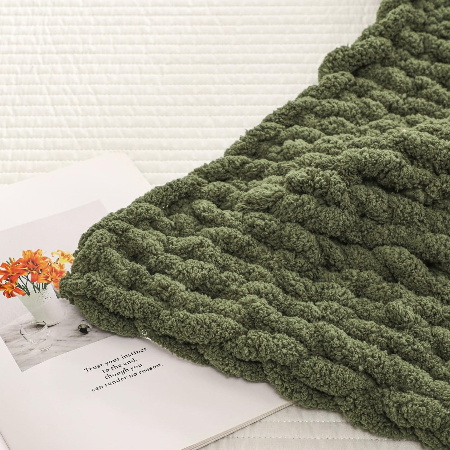 WESHIONGOO Chunky Knit Blanket Throw 51"×63" Knitted Throw Blankets for Couch Bed Fluffy Soft Blanket with Jumbo Chenille Yarn Thick 100% Handmade (Olive Green)