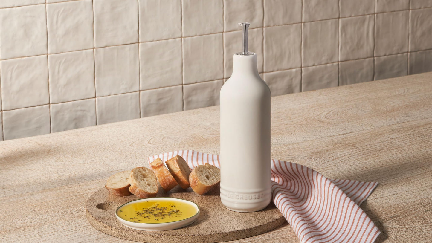 Le Creuest Stoneware Signature Oil Cruet, 20 oz., Artichaut