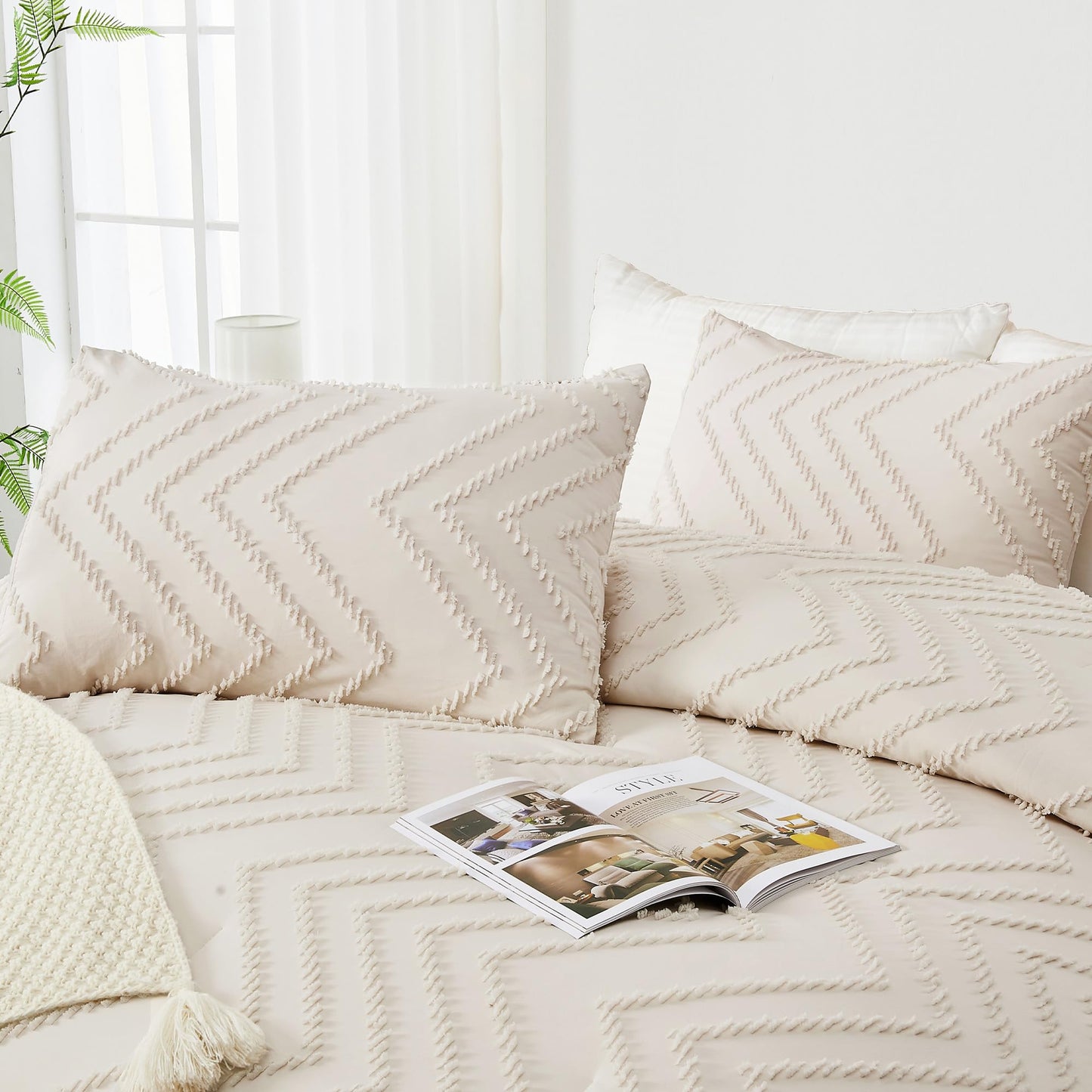 Andency California King Comforter Set Beige, Boho Cal King Cream Soft Warm Tufted Neutral Bedding Comforter Sets, 3 Pieces Cali King Aesthetic Chevron Farmhouse Cute Bohemian Textured Bedding Set