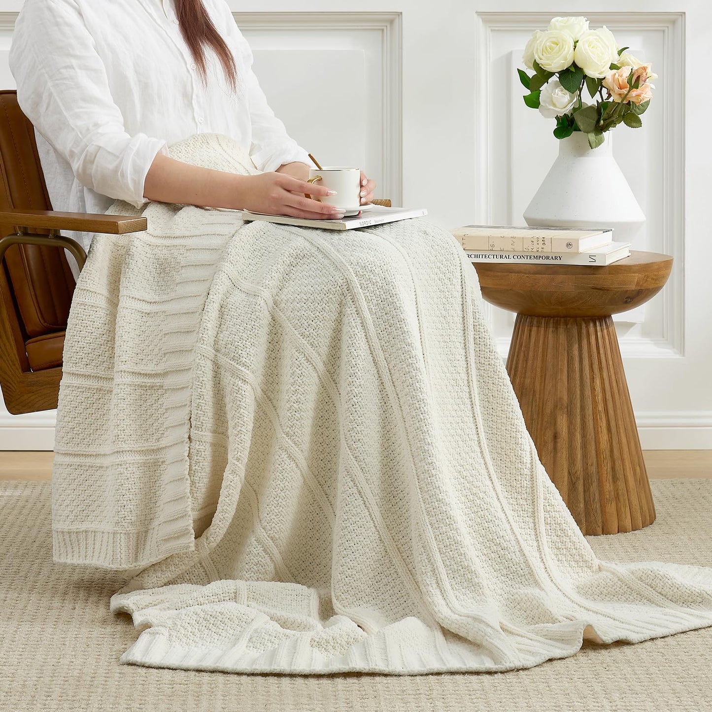 Amélie Home Premium Chenille Throw Blanket, Soft Cozy Moss Stitch Knit Blanket for Couch, Sofa, Chair, Home Decor, Cream White 50"x60"