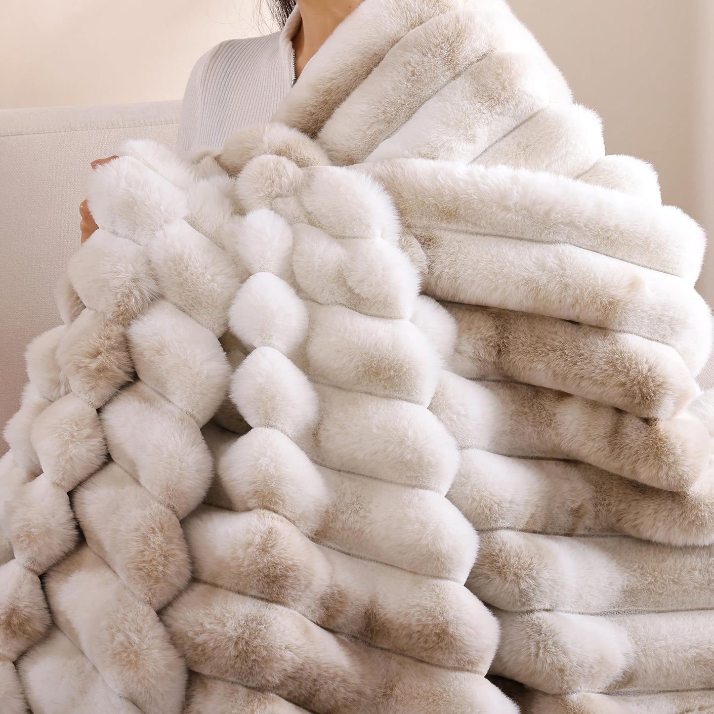 Smoofy Fluffy Faux Fur Throw Blanket - Super Soft Thick Plush Cozy Fuzzy Rabbit Fur, Luxury Warm Fleece Stripe Blanket for Couch, Sofa, Room Decor Gift for Women, Tie Dye Brown Throw, 50x60