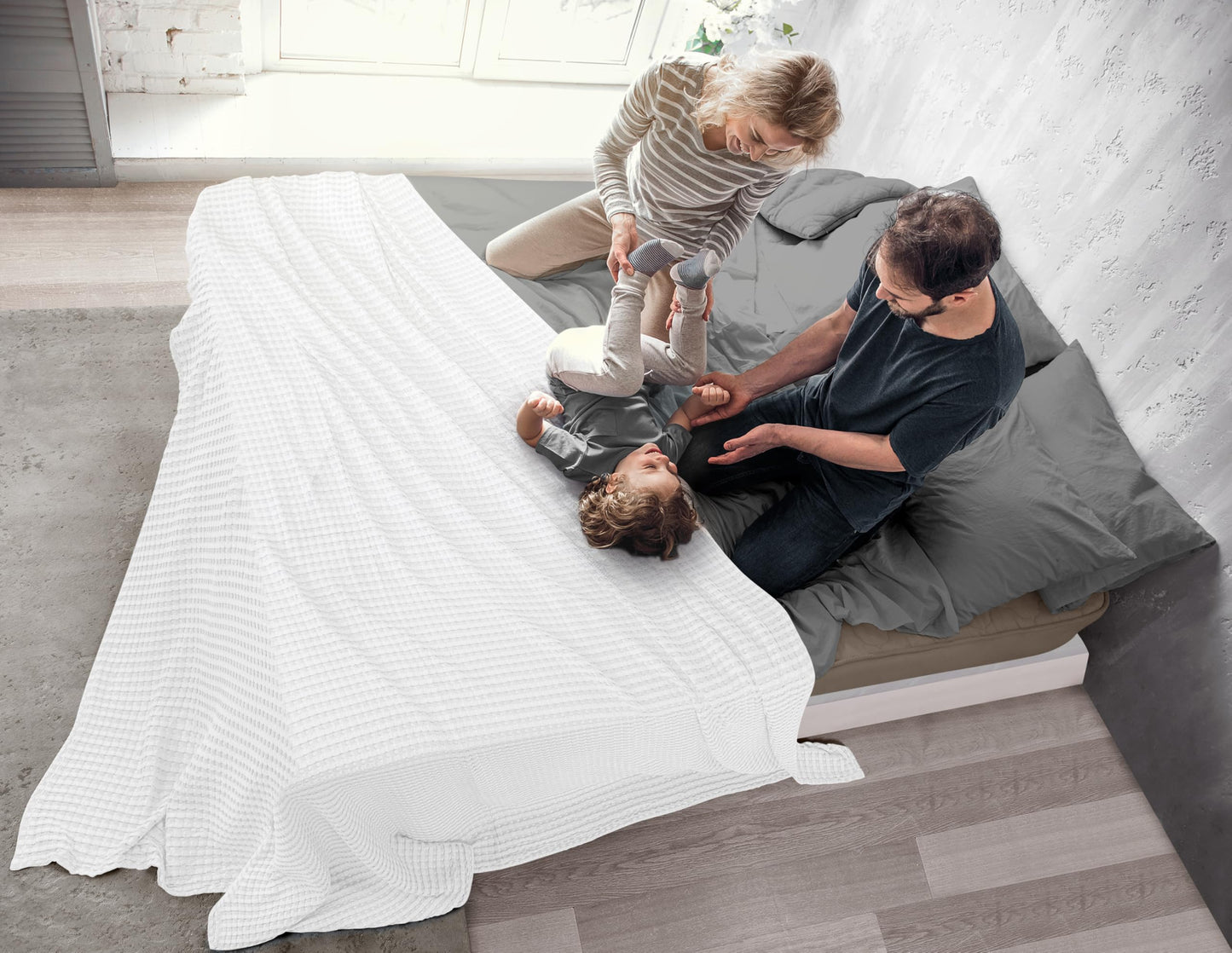 Utopia Bedding 100% Cotton Waffle Weave Blanket Queen Size for Bed - Lightweight, Breathable Summer Blankets Soft and Cozy, Gifts for Women Home Room Decor (White, 90x90 Inch)