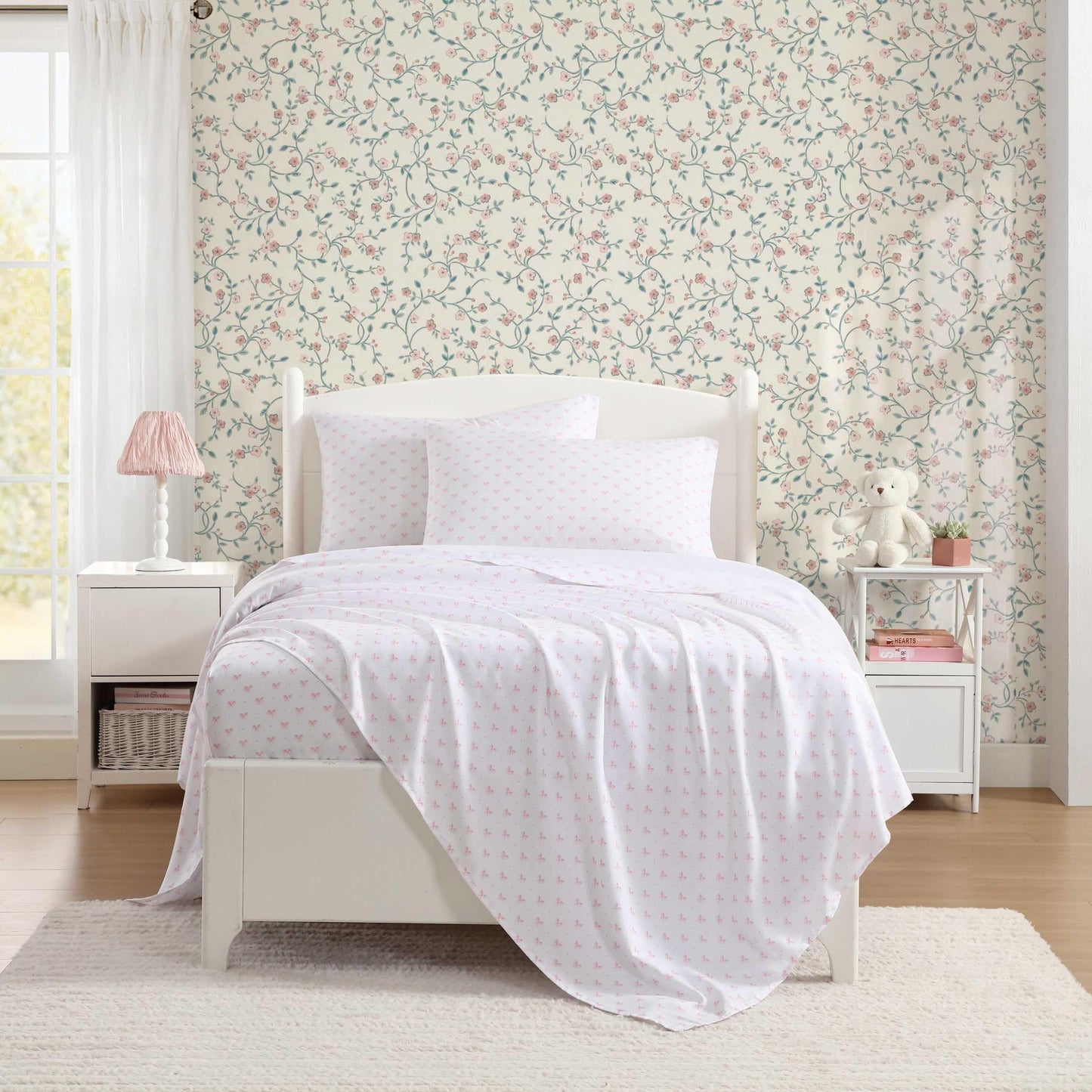 Laura Ashley Kids - Twin Sheet Set, Ultra-Soft Microfiber Bedding with Fully Elastic Fitted Sheet, Kids Bed Set with Pillowcase, Easy Care Bedding (Lovely Bows)