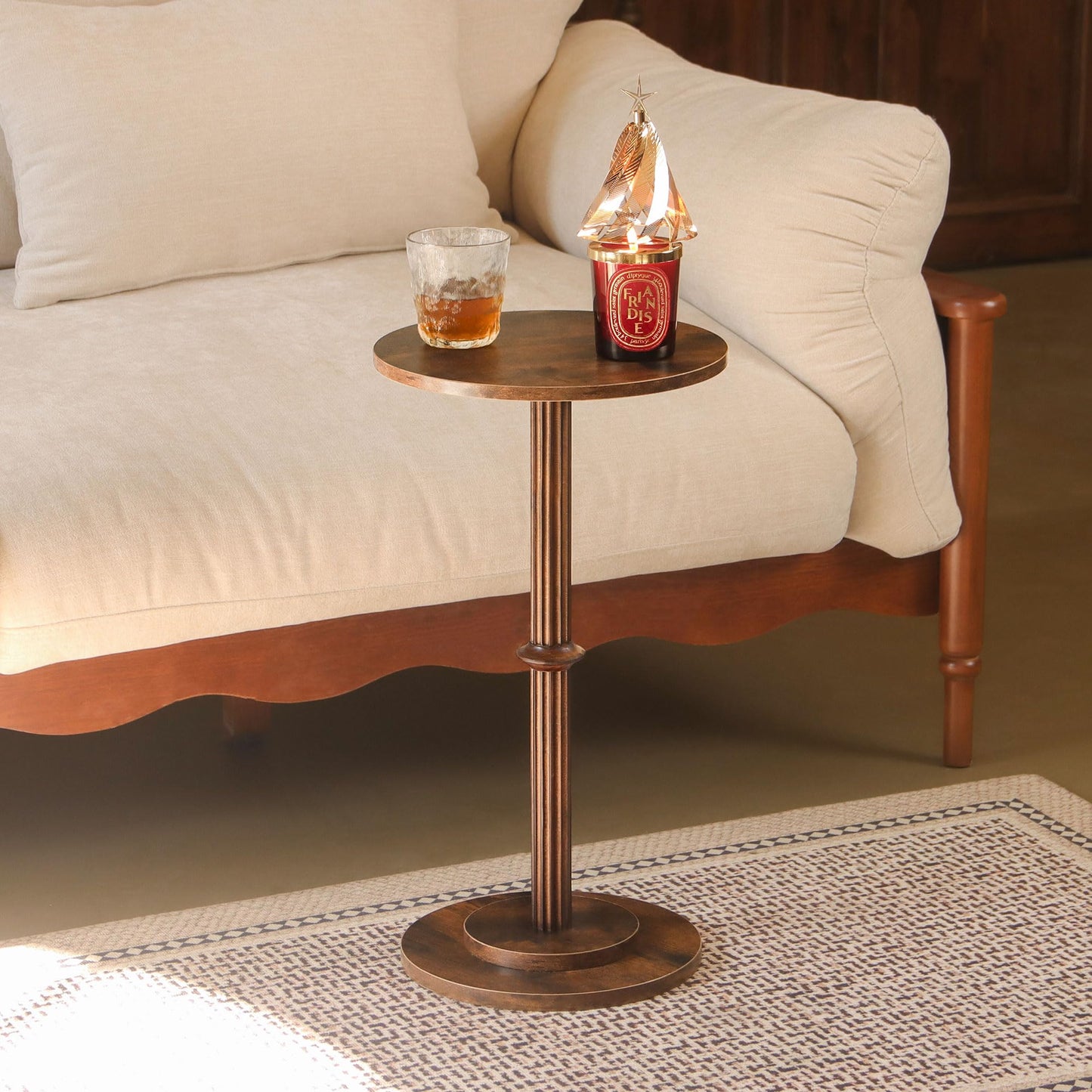 MaxSmeo Drink Table, Small Side Table for Small Spaces, Modern Round End Table with Fluted Wood Leg, Rustic Brown