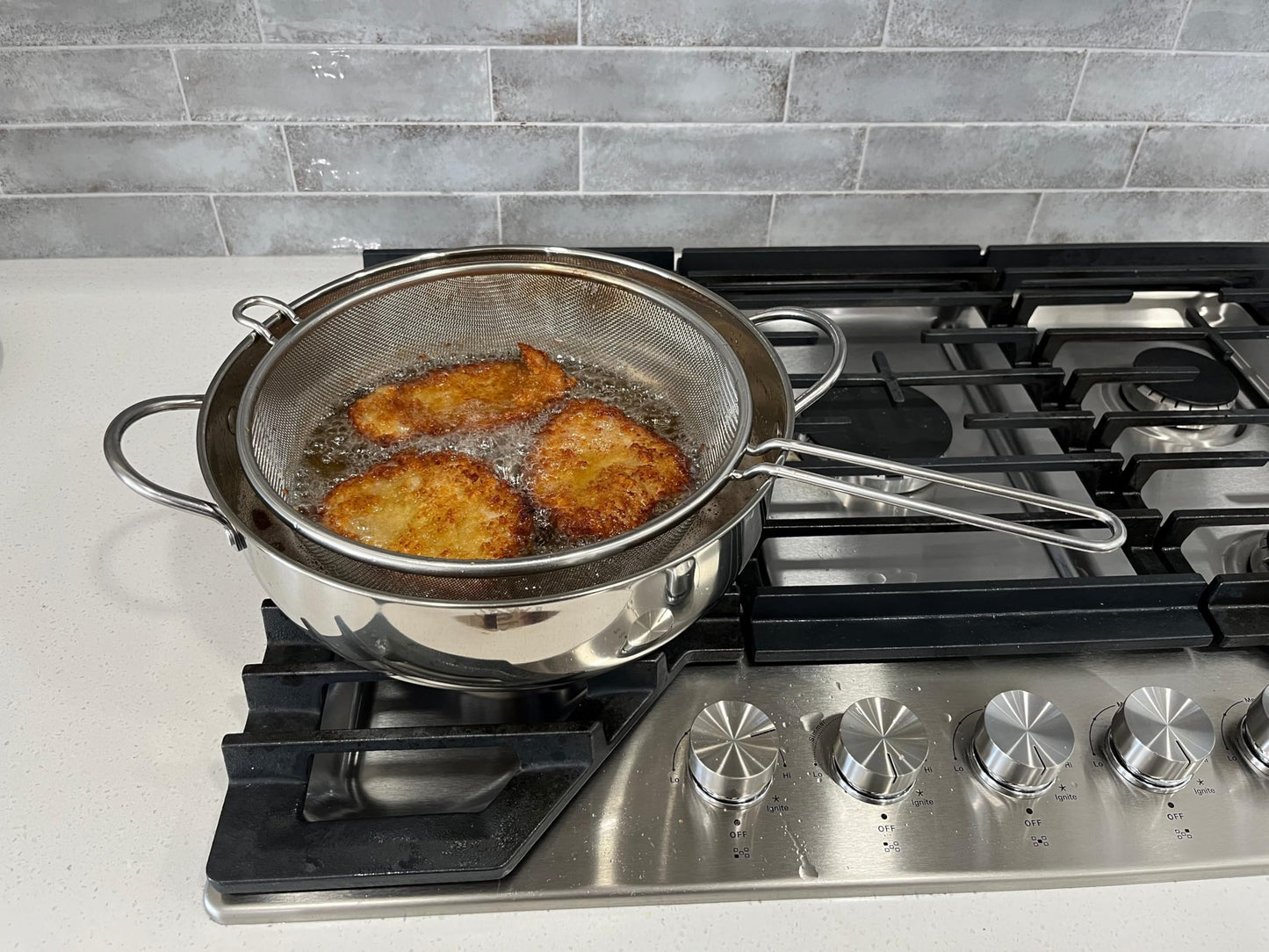 Saltlas 4.4Qt/4.2L Deep Fryer Pot with Basket and Strainer Spoon, 304 Stainless Steel Fish Frying Pot for Seafood, Chicken, French Fries, Japanese Tempura