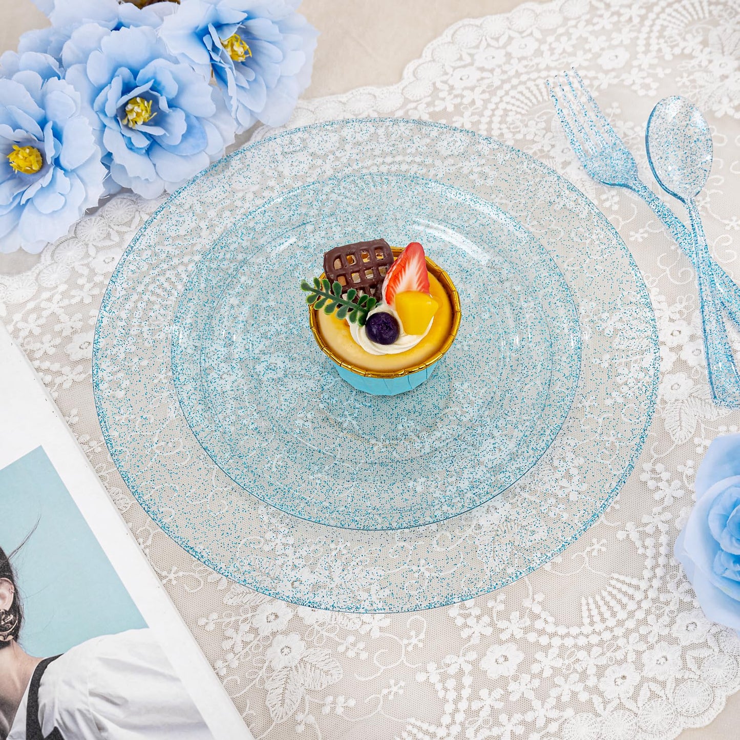 Rubtlamp 180Pcs Blue Glitter Dinnerware Set(30 Guests), Blue Plastic Plate With Gitter Disposable Silverware, Gitter Plate Set Include 30Dinner Platos, 30Dessert Platos, 90Cutlerys, 30Cups for Party