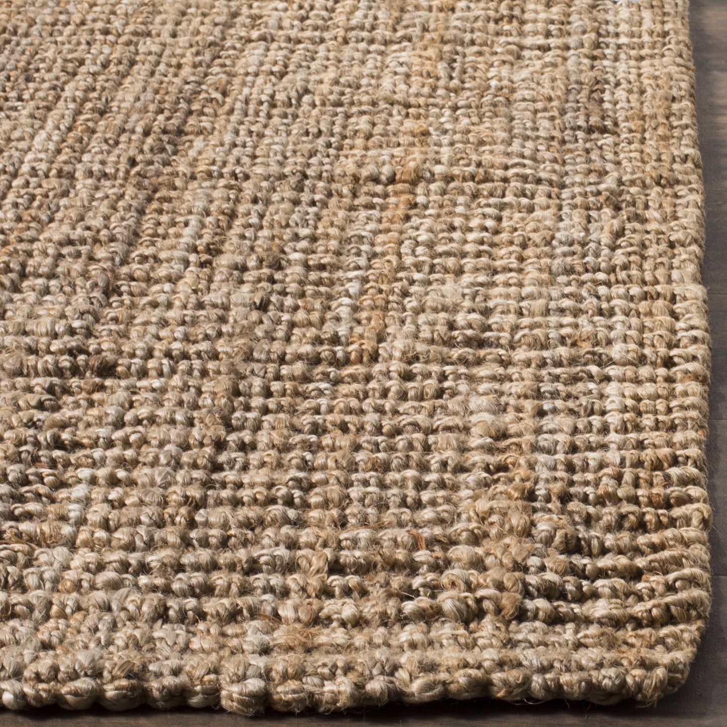 SAFAVIEH Natural Fiber Collection Area Rug - 2'6" x 4', Natural Brown, Handmade Jute, Farmhouse Style, Chunky Textured Thick Pile (NF447A)