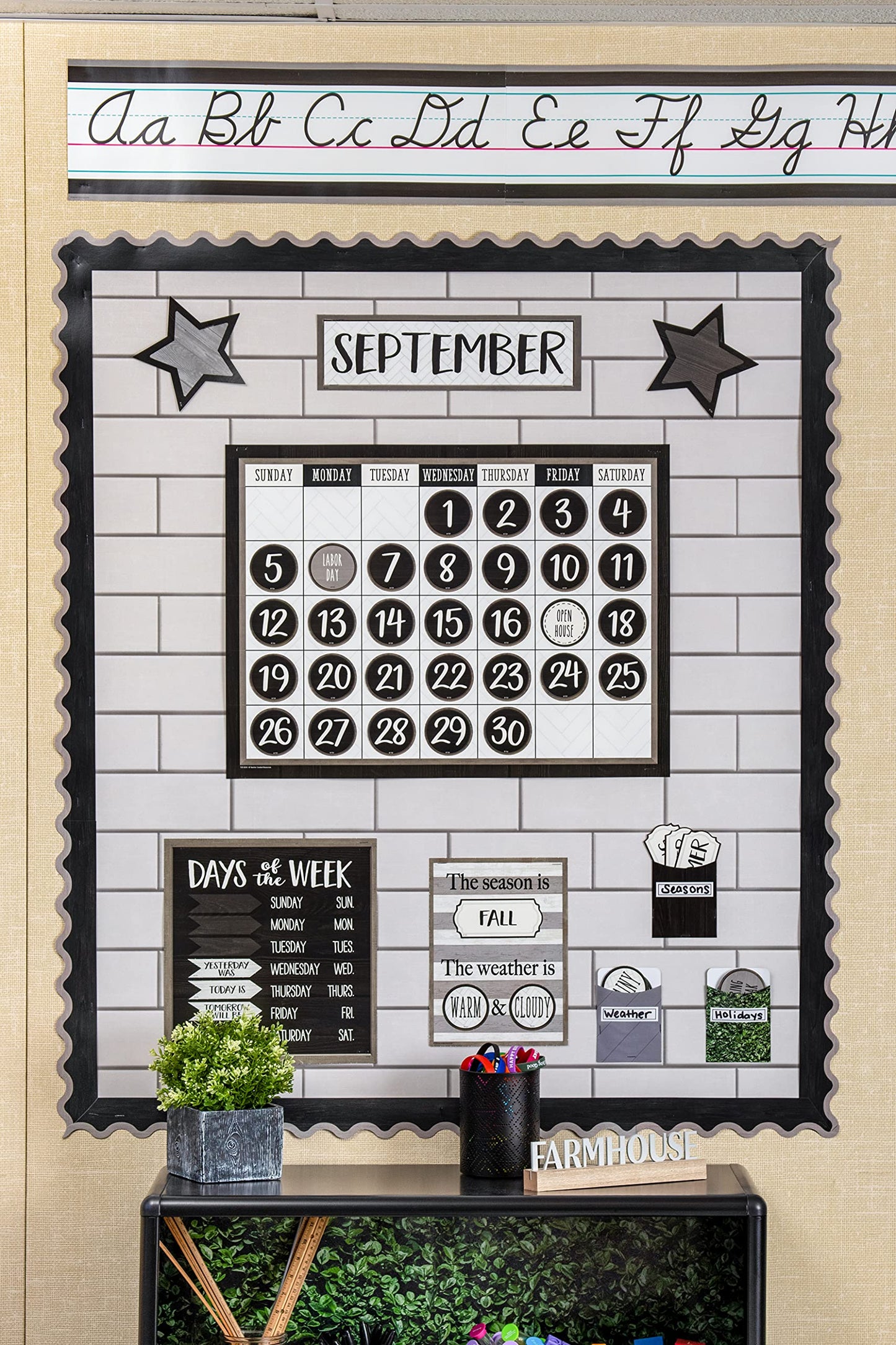 Teacher Created Resources White Subway Tiles Better Than Paper® Bulletin Board Roll (TCR77462)