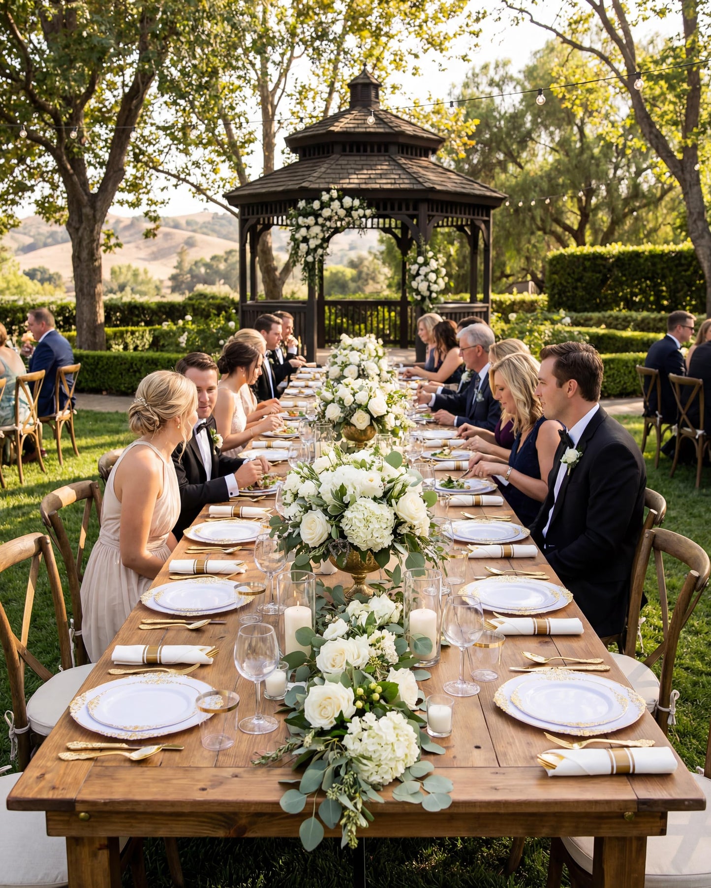 Nervure 350PCS Gold Plastic Dinnerware - White and Gold Disposable Plates for 50 Guests - 100 White Disposable Plates, 150 Plastic Silverware, 50 Cups, 50 Napkins for Wedding & Party & Graduation