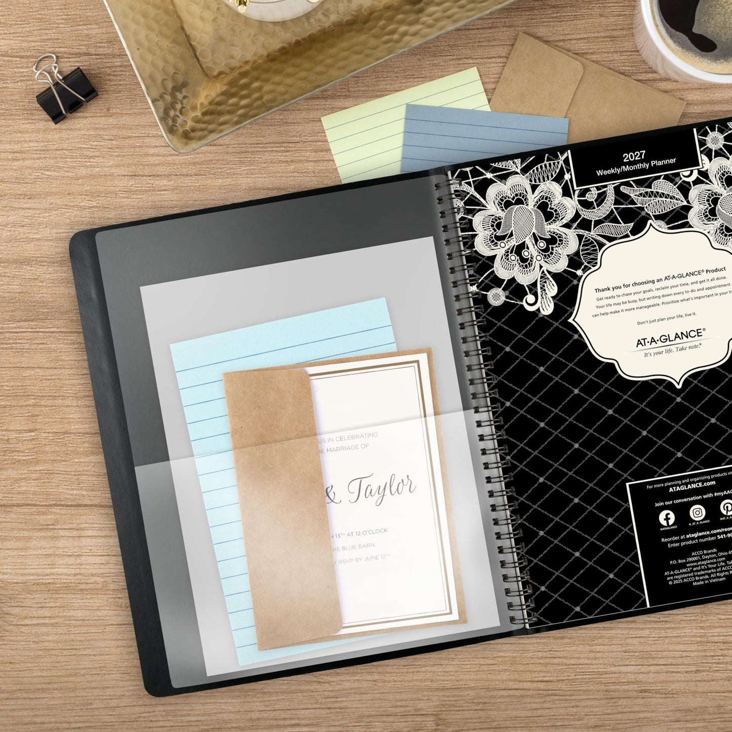 AT-A-GLANCE 2027 Appointment Book Planner, Weekly & Monthly, 13-Month Jan-Jan, 8.5" x 11", Hourly, Lacey (541-905-27)
