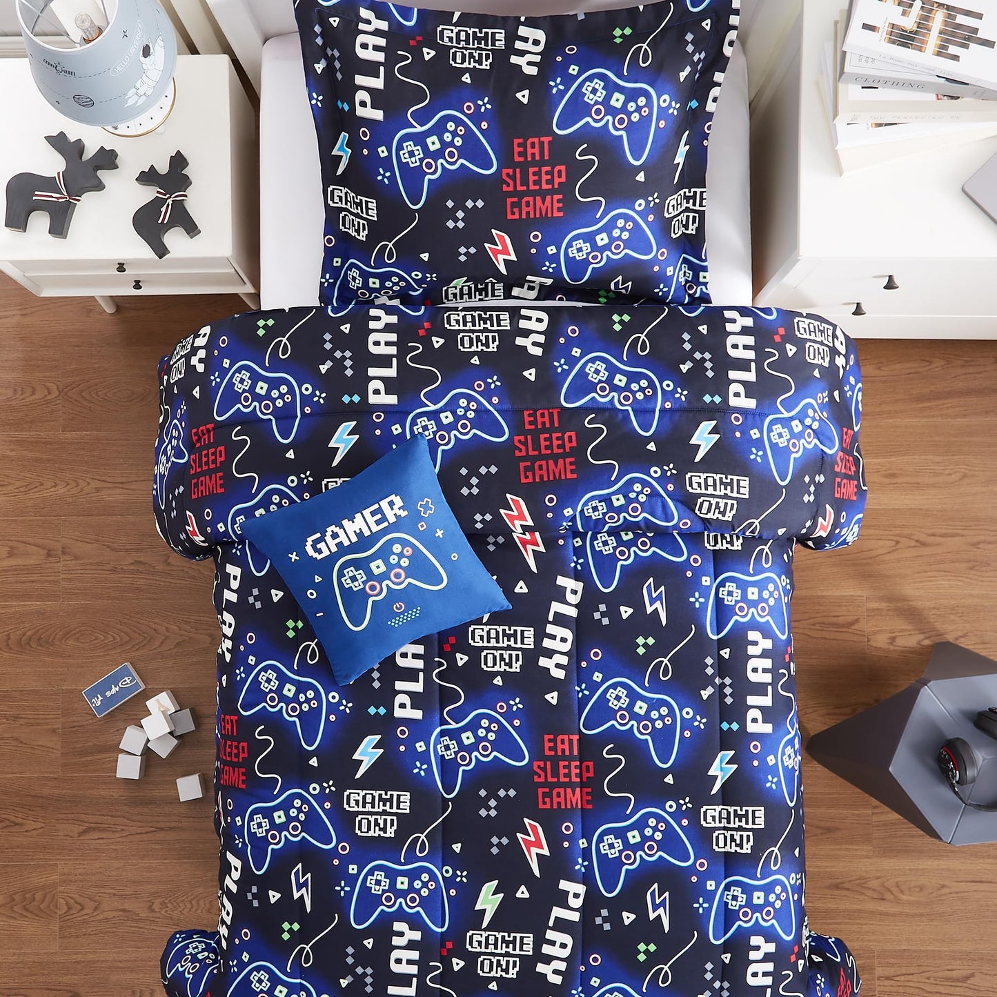 Kaleido Space Kids Comforter Set Full Size for Boys, Glow in The Dark Gamer Bedding Set 1 Comforter, 1 Decor Pillow, 2 Pillow Shams