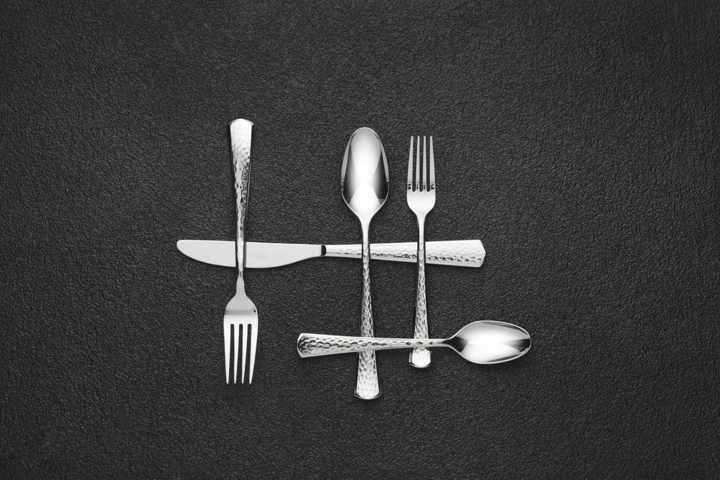 Oneida Silverware Set, Etta 20 Piece Everyday Flatware Set, Service For 4, 18/0 Stainless Steel, Dishwasher Safe, Flatware Cutlery Sets, Kitchen Utensils Sets, Knives Spoons & Forks(Silver, 20 Pieces)