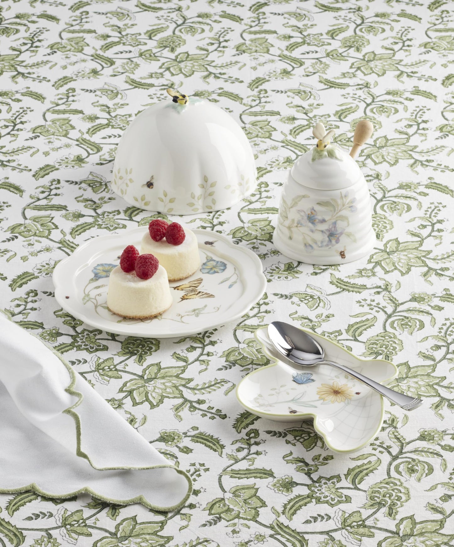 Lenox Home And Kitchen, Butterfly Meadow Beehive Spoon Rest, Porcelain Material, Dishwasher Safe, Kitchen Decor, Coffee Bar Accessories, Butterfly And Flowers Design, Home Accessories (White, 1 Piece)