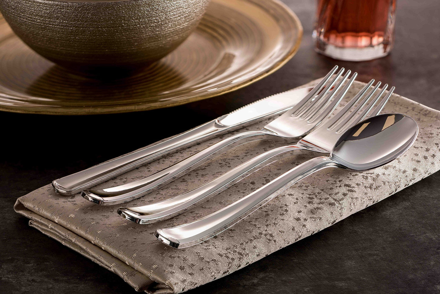 400 Plastic Silverware Set - Silver Cutlery Set - Disposable Flatware Set - 200 Forks - 100 Spoons - 100 Knives - Heavy Duty - Party Bulk