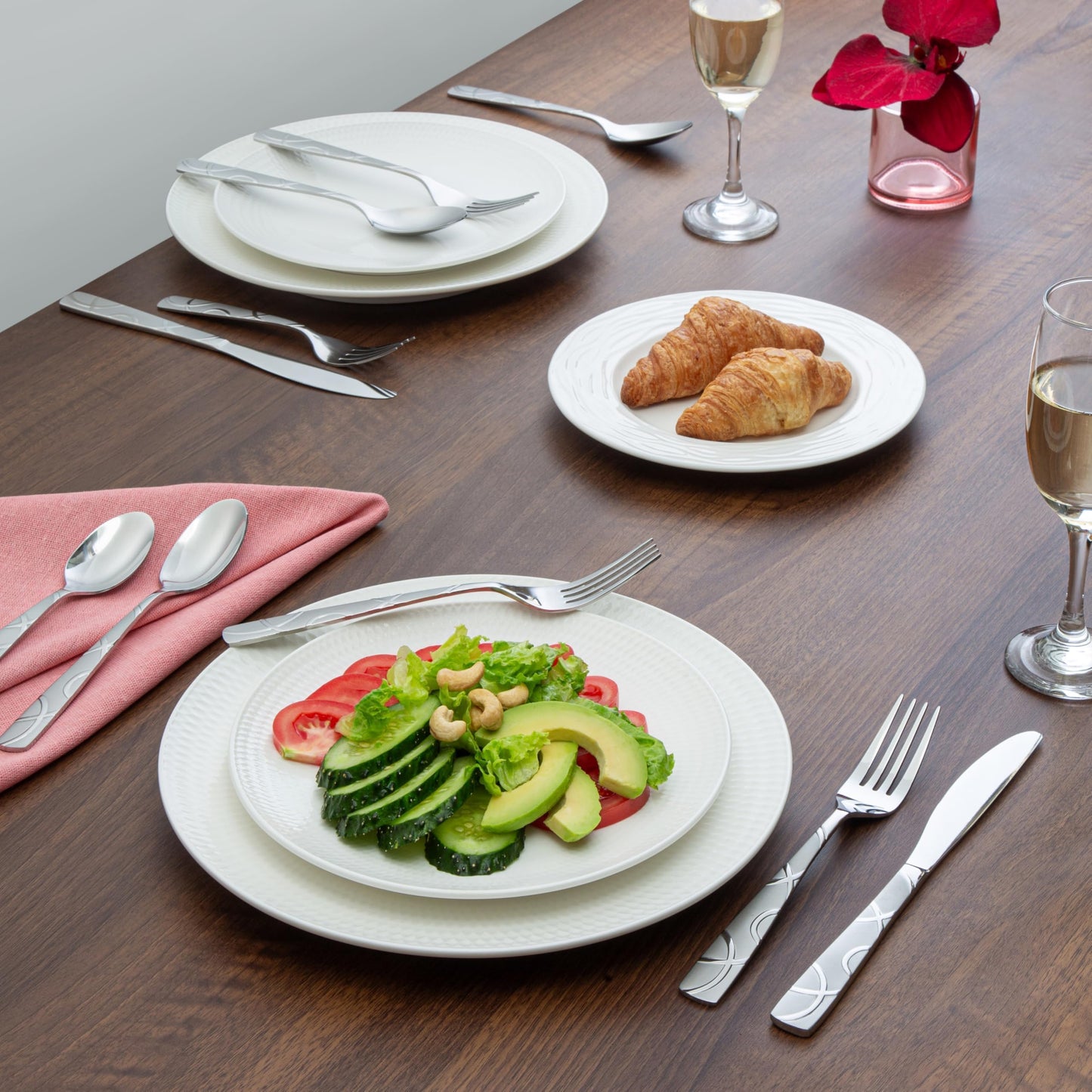 HIKAA Silverware Set, 30-piece Stainless Steel Flatware Set Cutlery Set for 6, for Kitchen, Home, Wedding, Party, Mirror Polished and Dishwasher Safe