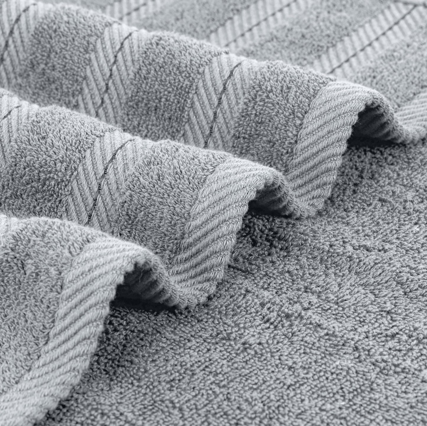 Utopia Towels 4 Pack Premium Extra Large Bath Towels Set, (30 x 60 Inches) 100% Ring Spun Cotton, Lightweight and Highly Absorbent Quick Drying Towels, Perfect for Daily Use (Cool Grey)