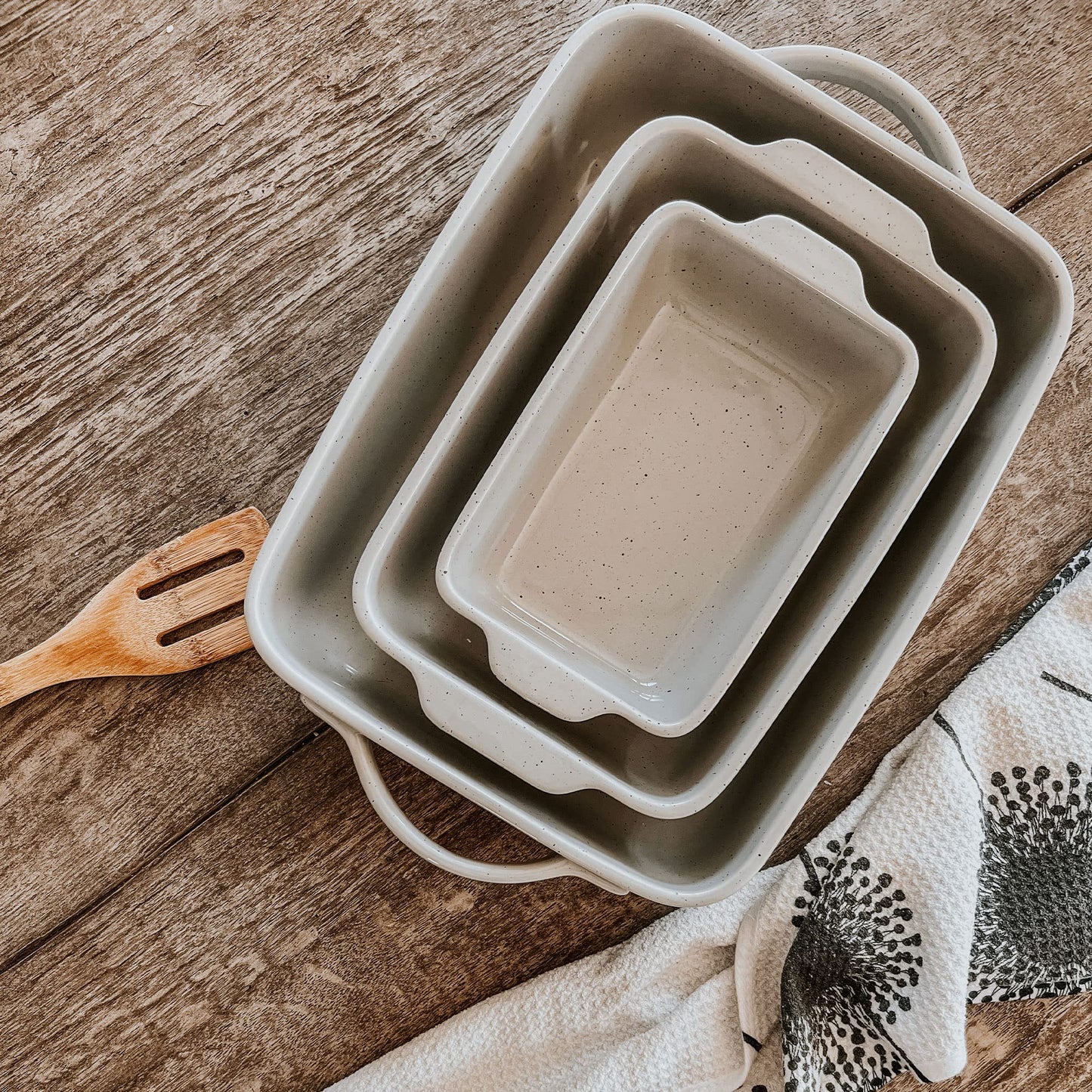 Mora 9x13in Deep Porcelain Baking Dish - Oven to Table, Freezer Safe