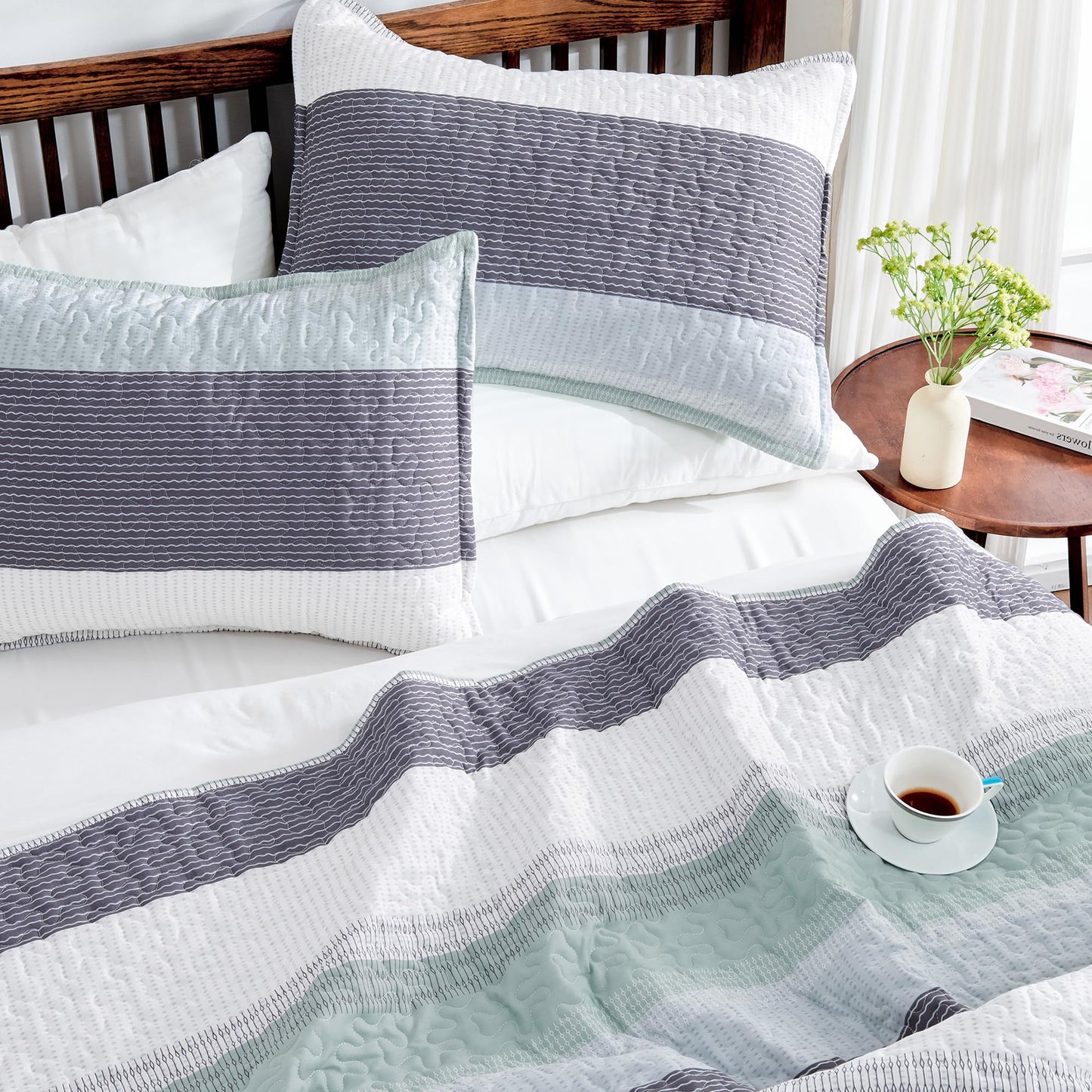 Andency Queen Quilt Bedding Set Sage Green, 3 Pieces Patchwork Mint Green Striped Ultra Soft Lightweight Bedspreads, Coverlets Set with 2 Pillow Shams for All Seasons (90"x96")