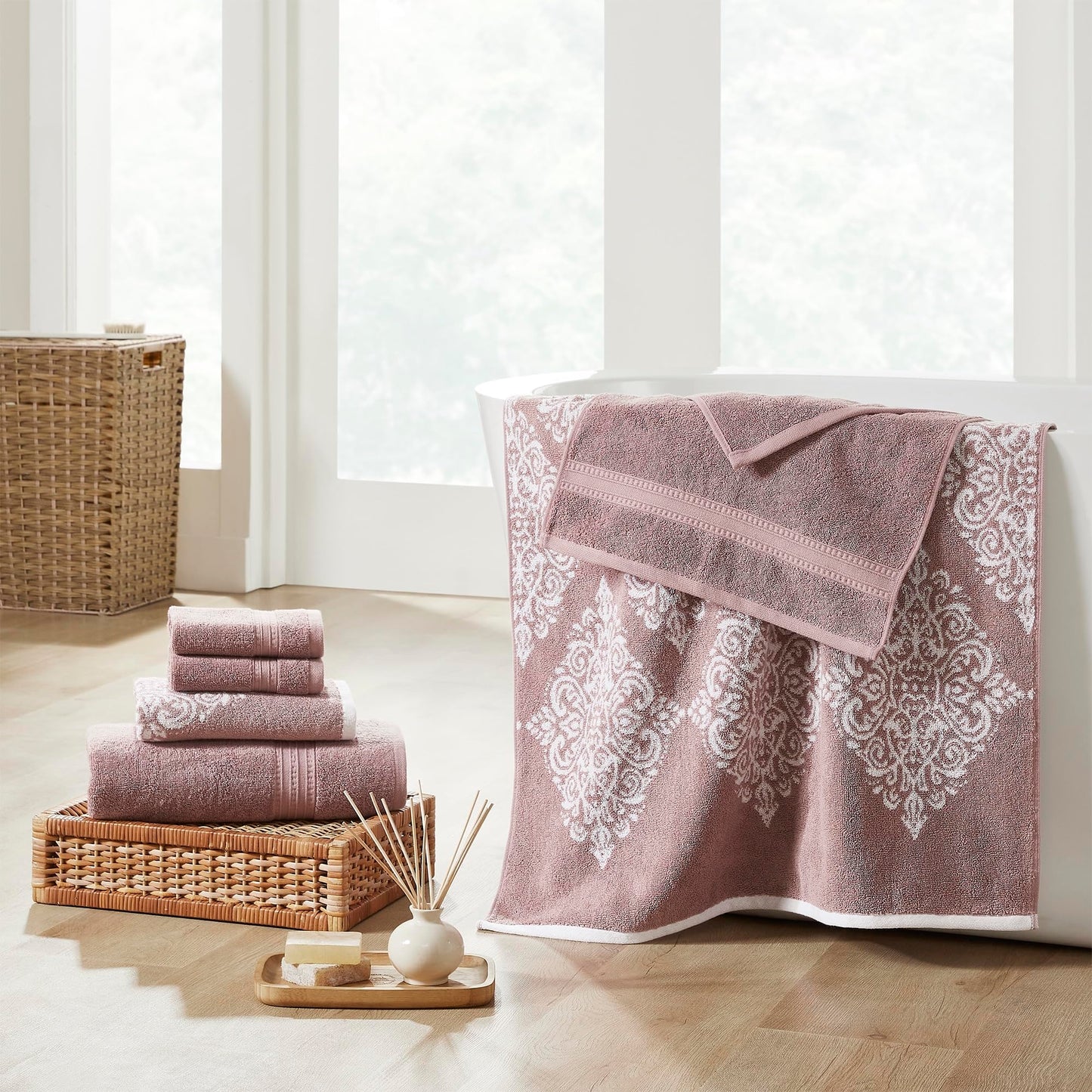 Modern Threads 6 Piece Reversible Yarn Dyed Jacquard Towel Set Artesia Damask Woodrose