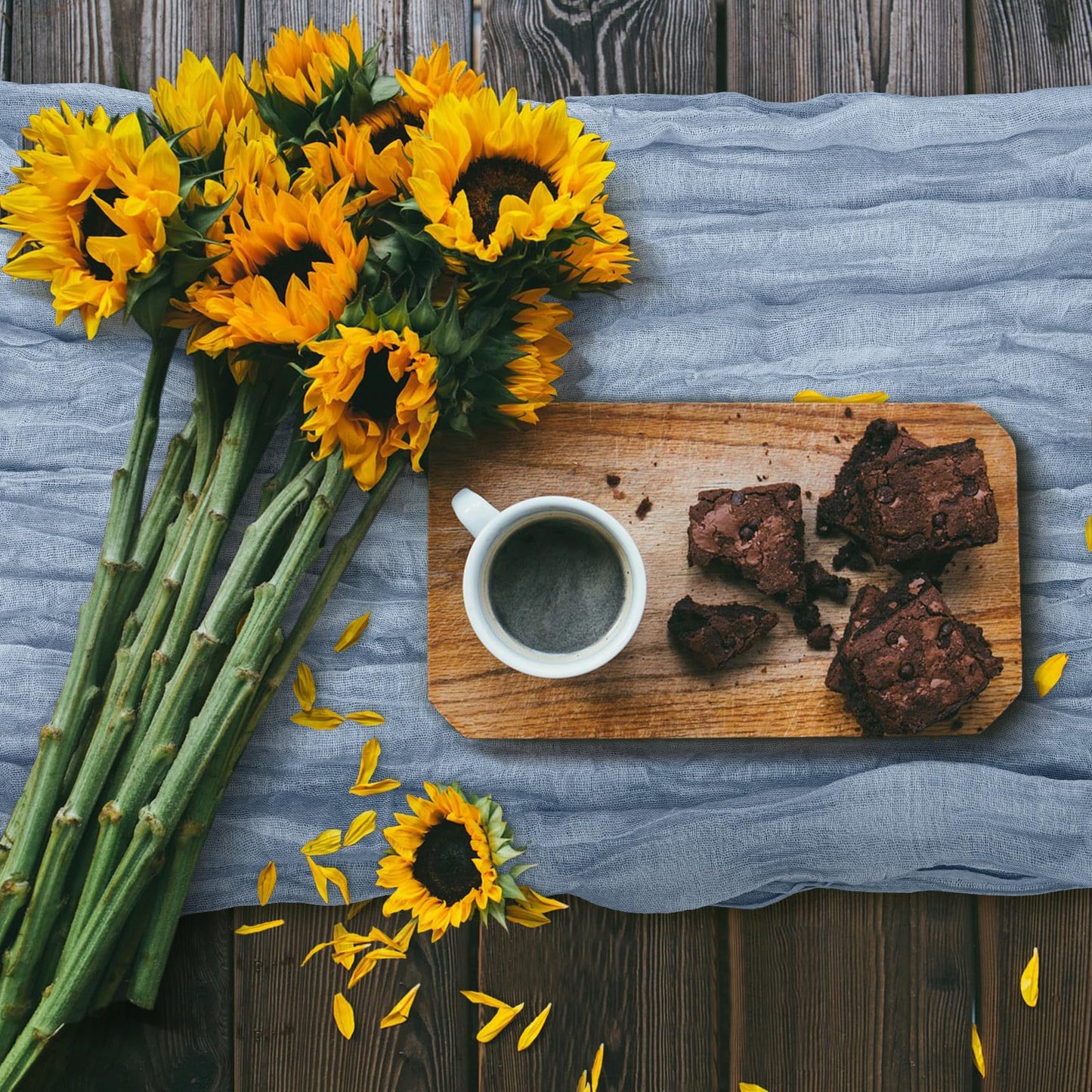 100 Pieces Gauze Cheesecloth Napkins 19.7 x 19.7 Inch Dinner Cloth Napkins with Wrinkled Decorative Cloth Napkins for Home Wedding Rustic Table Decoration (Dusty Blue)