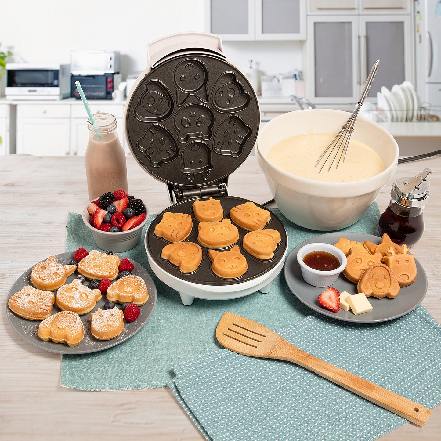 Waffle Wow! Animal Friends Waffle Maker – 7 Cute Animal Shapes, Nonstick Mini Electric Waffler for Kids Breakfast & Parties- Quick Heat Easy Release, Compact Storage, Family Fun, Includes Recipe Guide