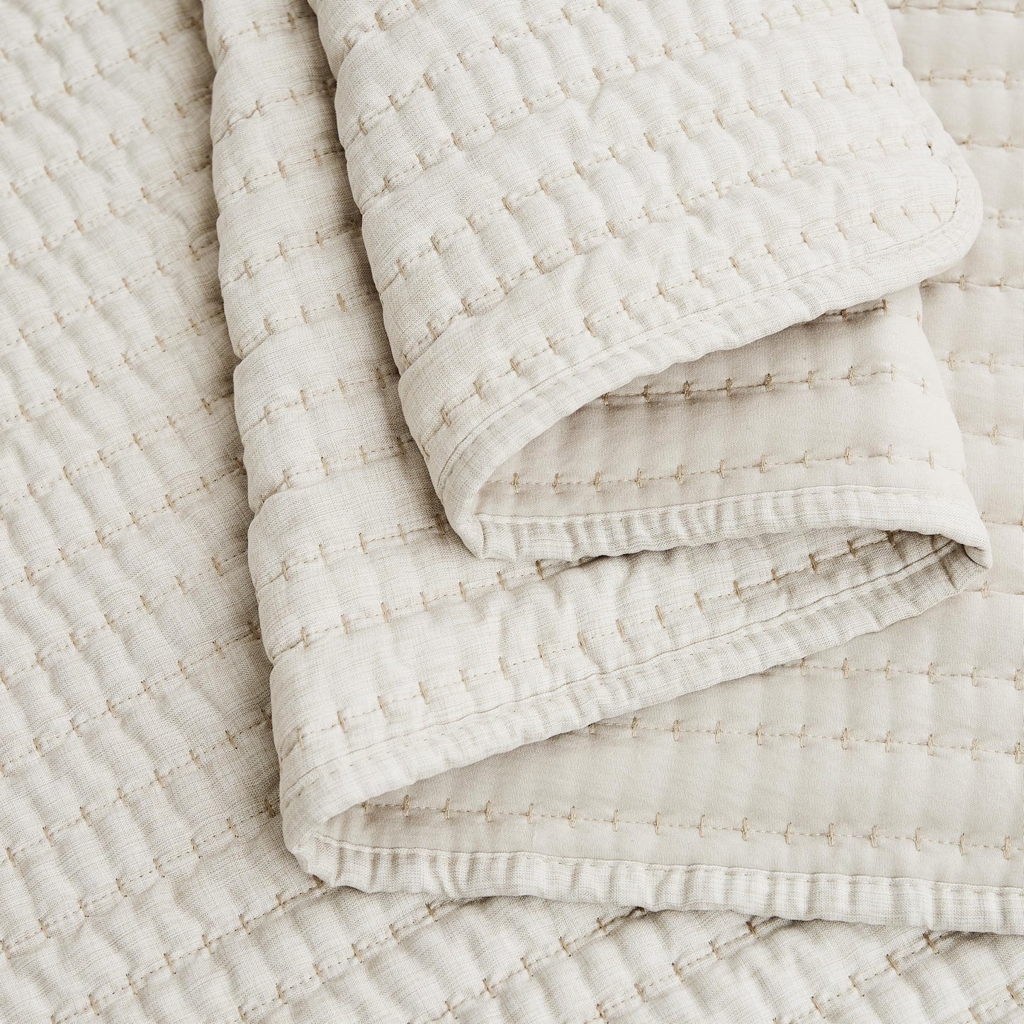 WDCOZY Beige Pick Stitch King Size Quilt Set, Striped Lightweight Soft Summer Spring Bedspread, Bamboo Linen Like Textured Coverlet, Chambray Farmhouse Country Rustic Bedding, Netural Thin Comforter